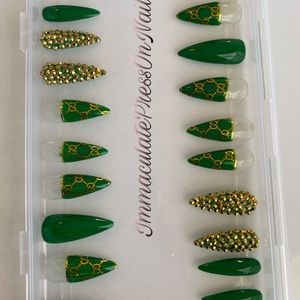 Authentic custom press on nails